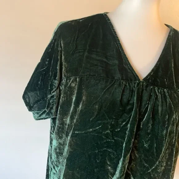 [Madewell] Green Velvet Blouse - Size Medium - Picture 2 of 6